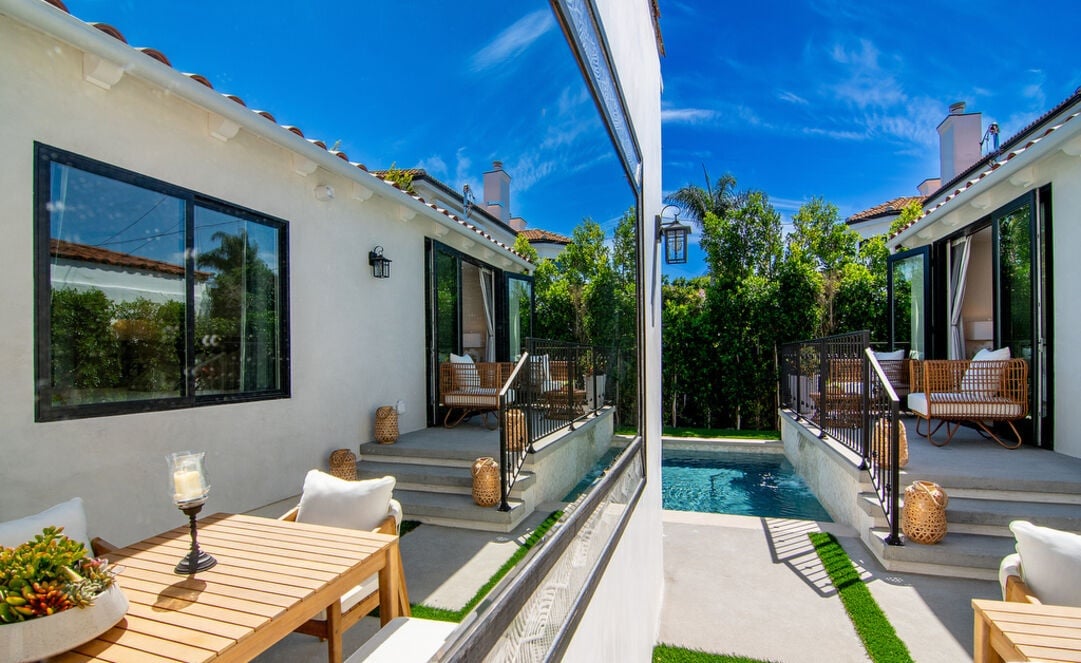 Zenith Estate, S La Jolla Ave, 90048