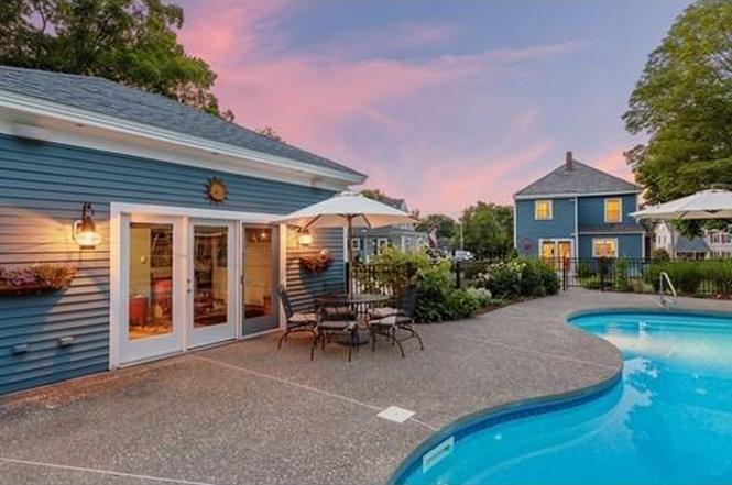 15 Ferry Rd