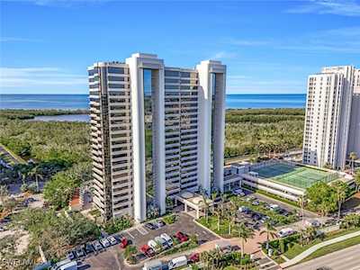 Luxury High-Rises in Pelican Bay: Experience Upscale Coastal Living in Naples, Florida