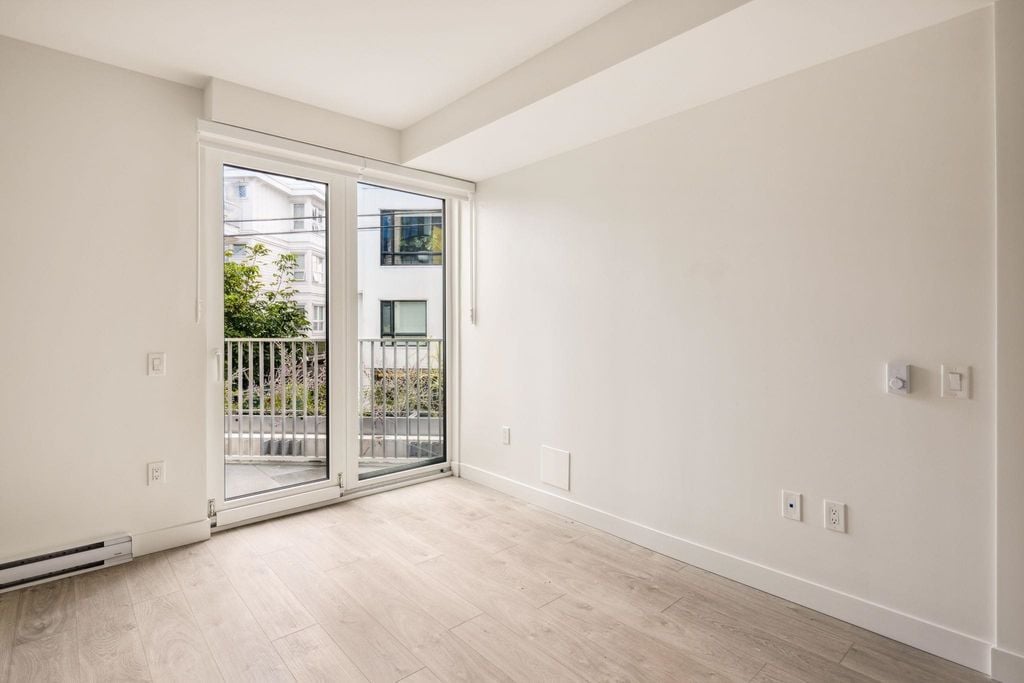 322 E 15th Ave, #212