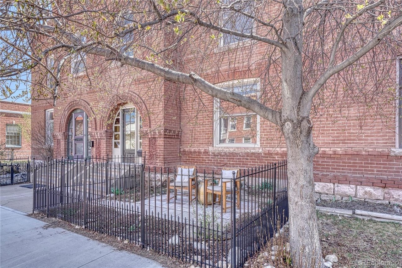 225 E St