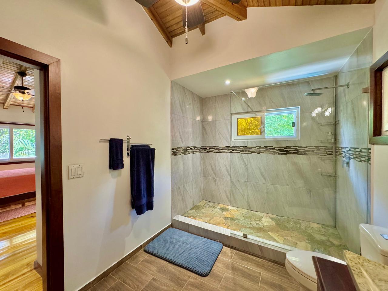 Foster's Rd., West Bay Retreat Villa