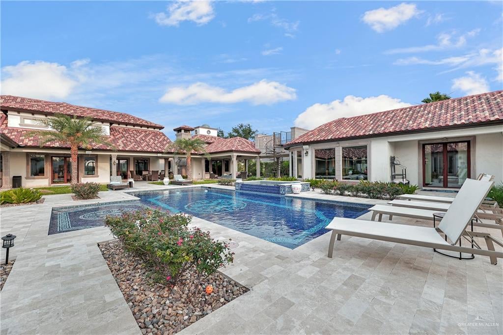 La Hacienda