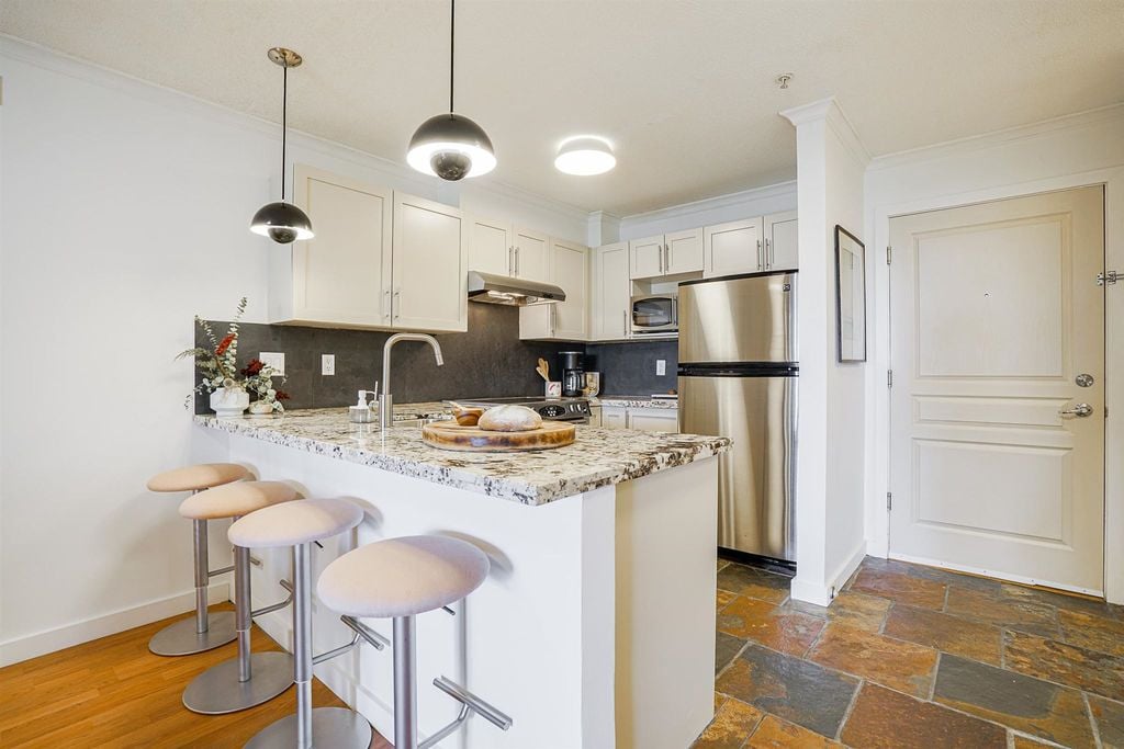 333 E 1st St, #112