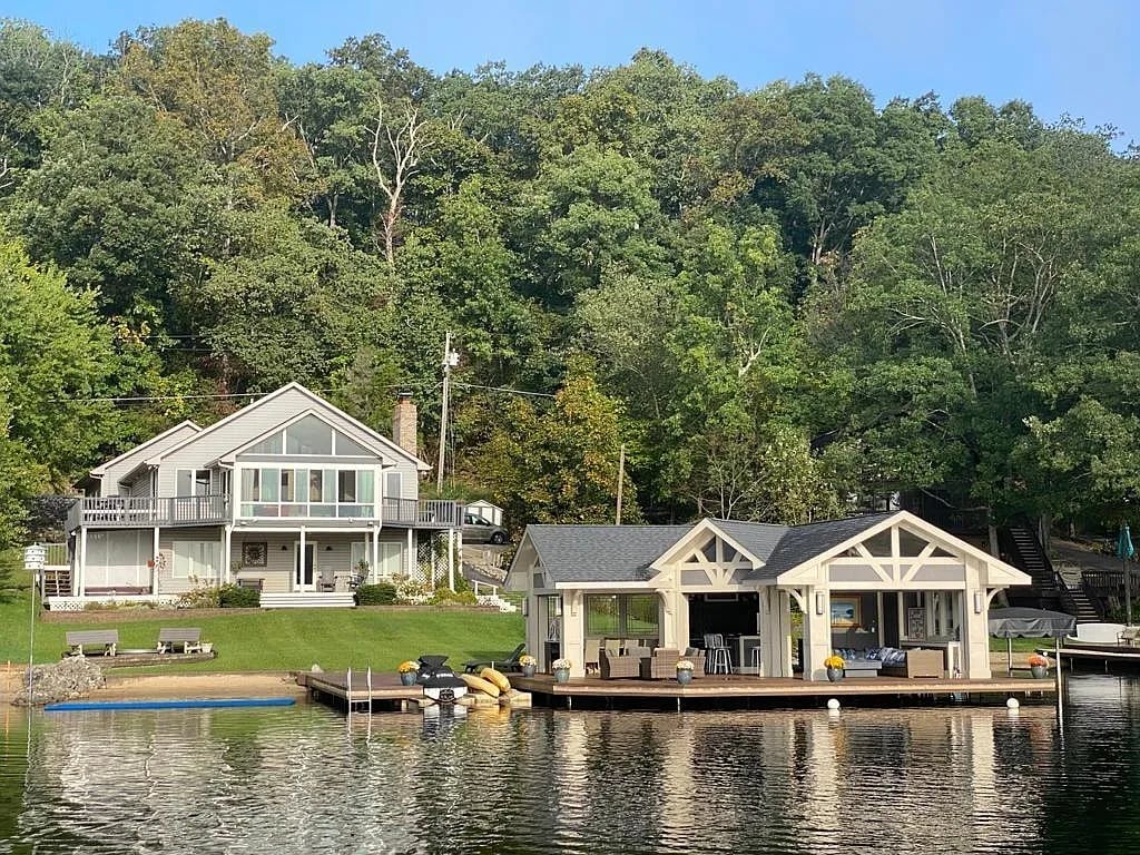 10461 W Grandview Dr