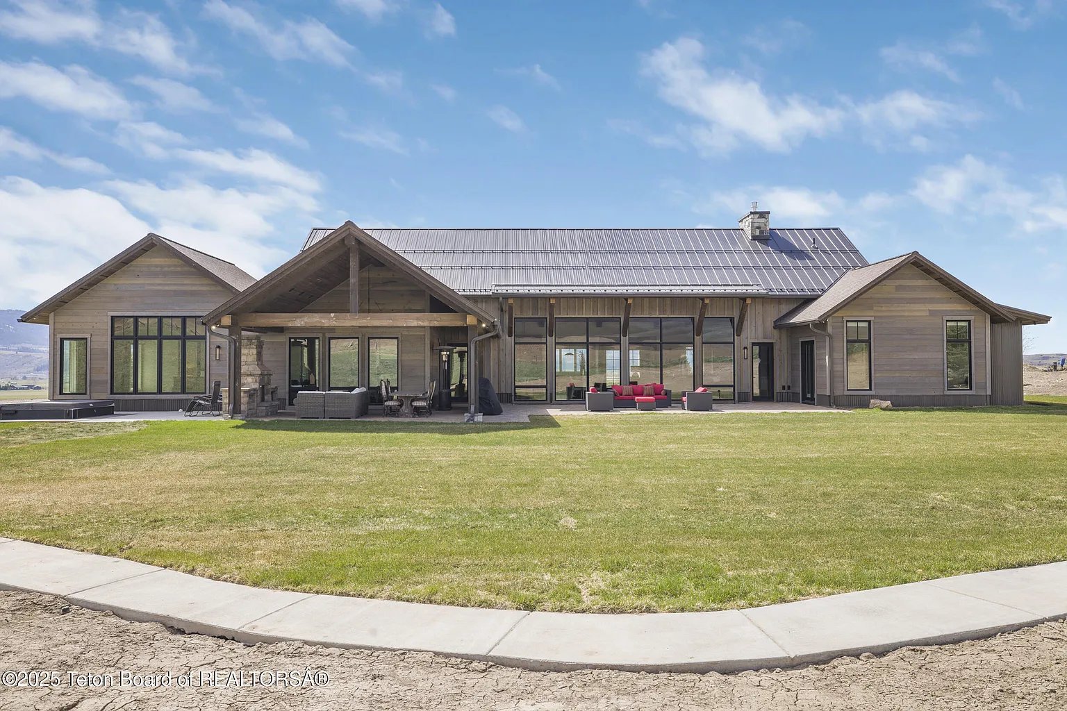 2399 Chapel Rd
