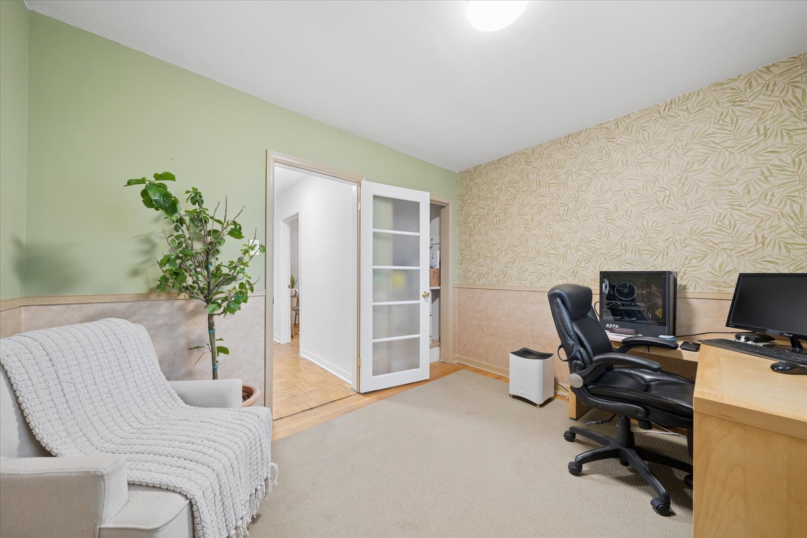 2 Valleycrest Ave