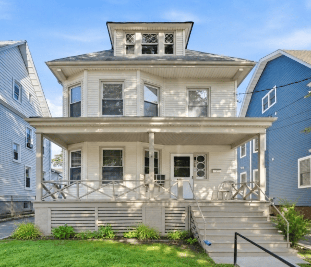 888 Lake Street, Newark