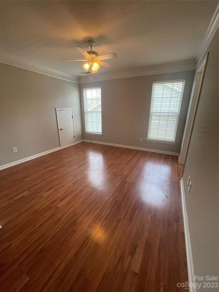 1208 Rockwell View Rd