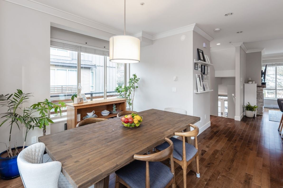 897 Premier St, #1