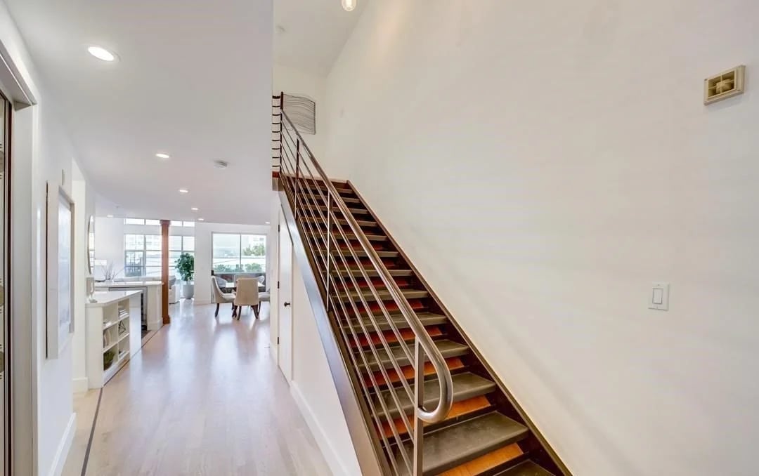 755 Tennessee Street Lofts