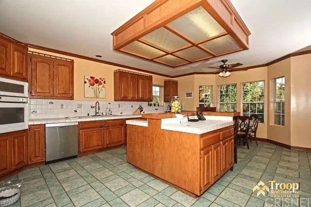 16123 Lost Canyon Rd