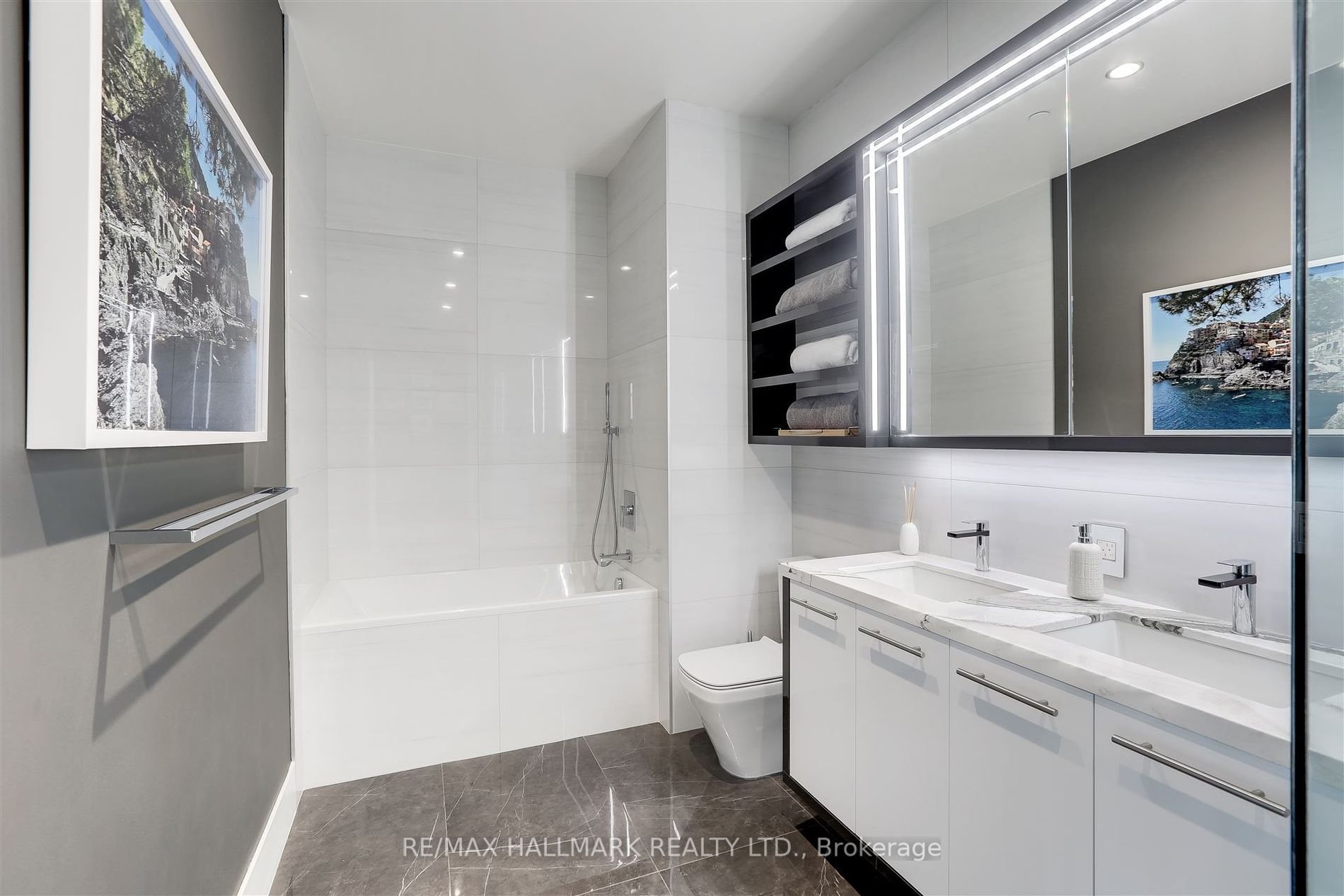 LUXURY AND SOPHISTICATION 