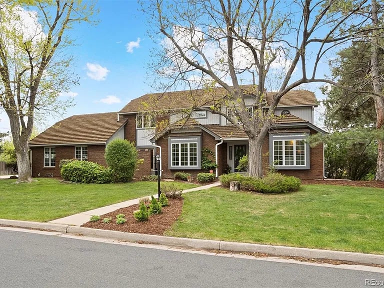 5350 Nassau Circle E