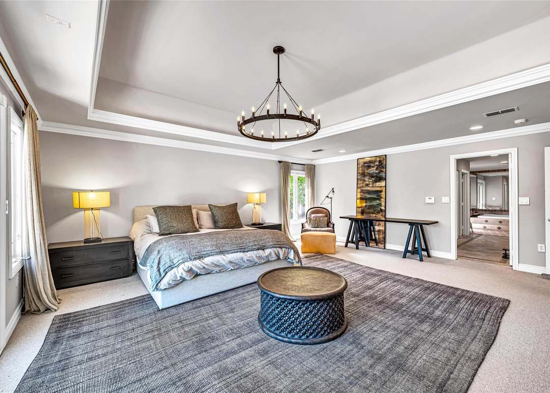 166 Royal Palm Dr