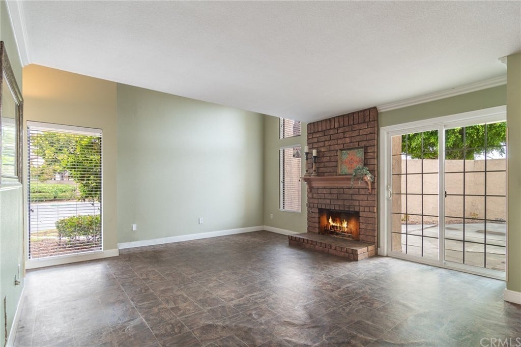 926 Powell Ct