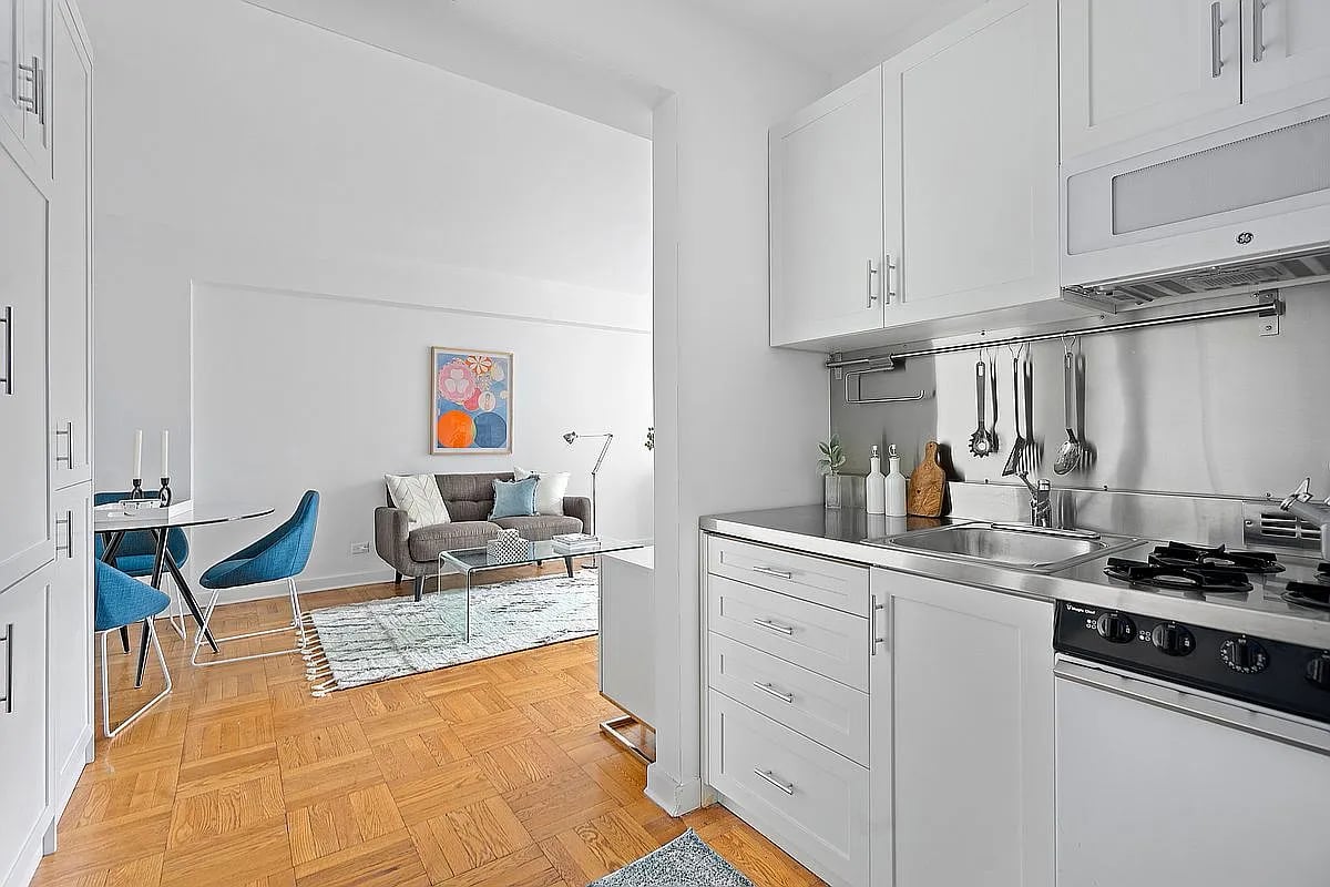 57 Montague St #9E