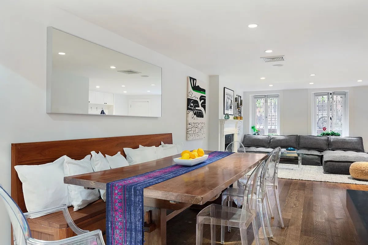 208 West 11th Street 