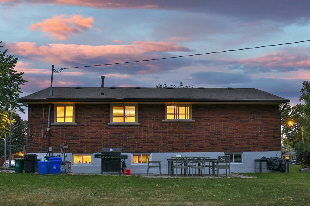 419 Erindale Drive, Burlington 
