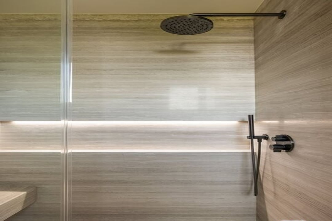 Aria Manor, Sunset Plaza Dr, 90069