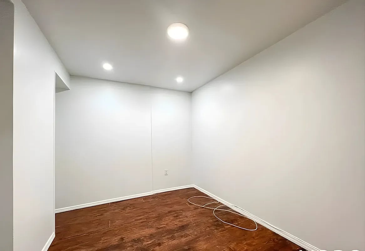 294 Tompkins Avenue 2