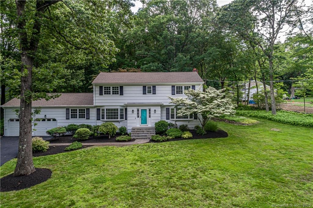 115 Fresh Meadow Dr,  Trumbull