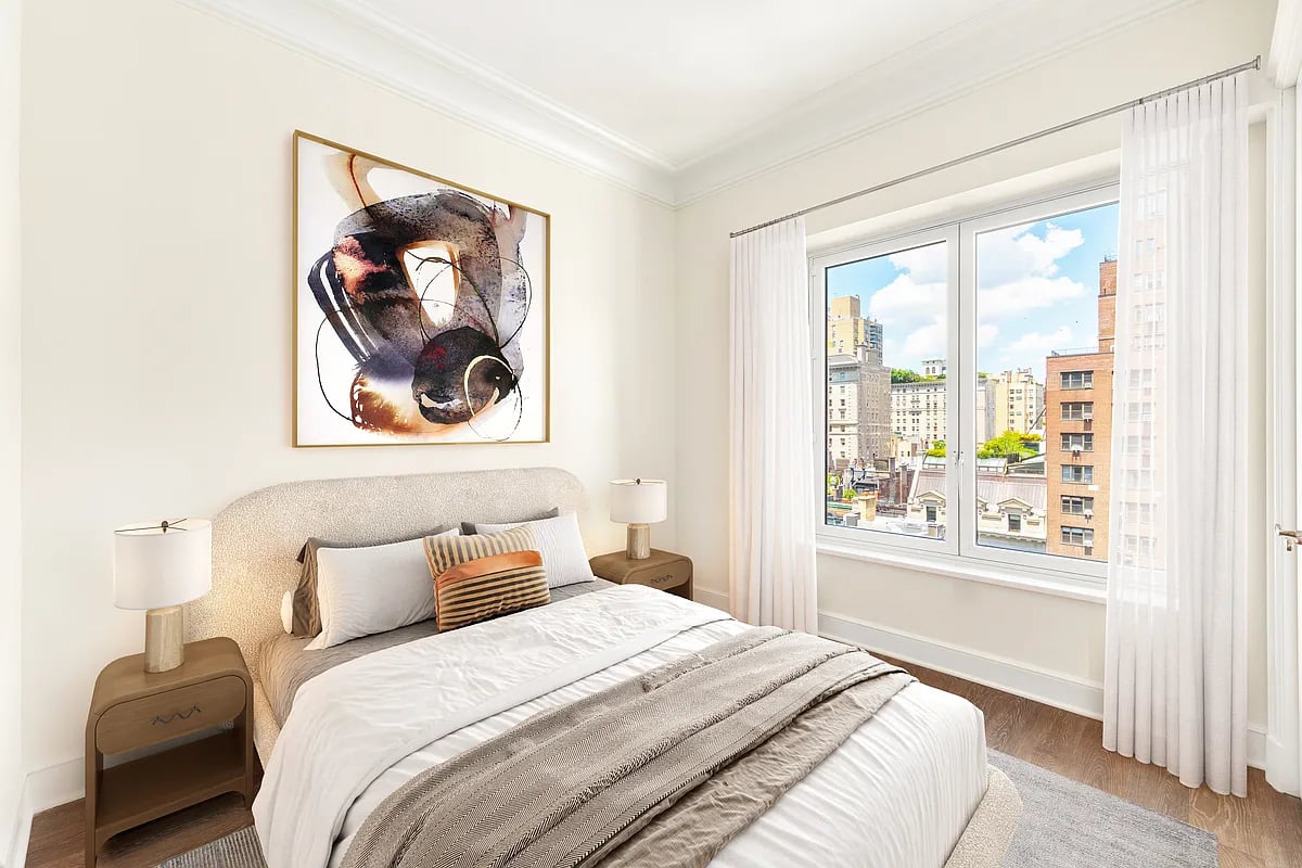 27 East 79th Street, 9/10