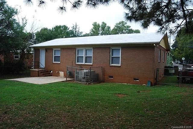 2631 Old Steele Creek Rd