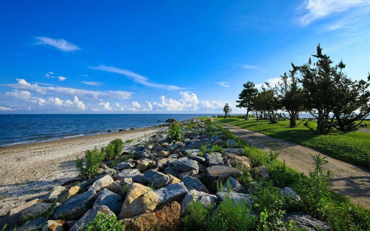 9 Last-Minute Summer Getaways Within 2 Hours of Westport, CT