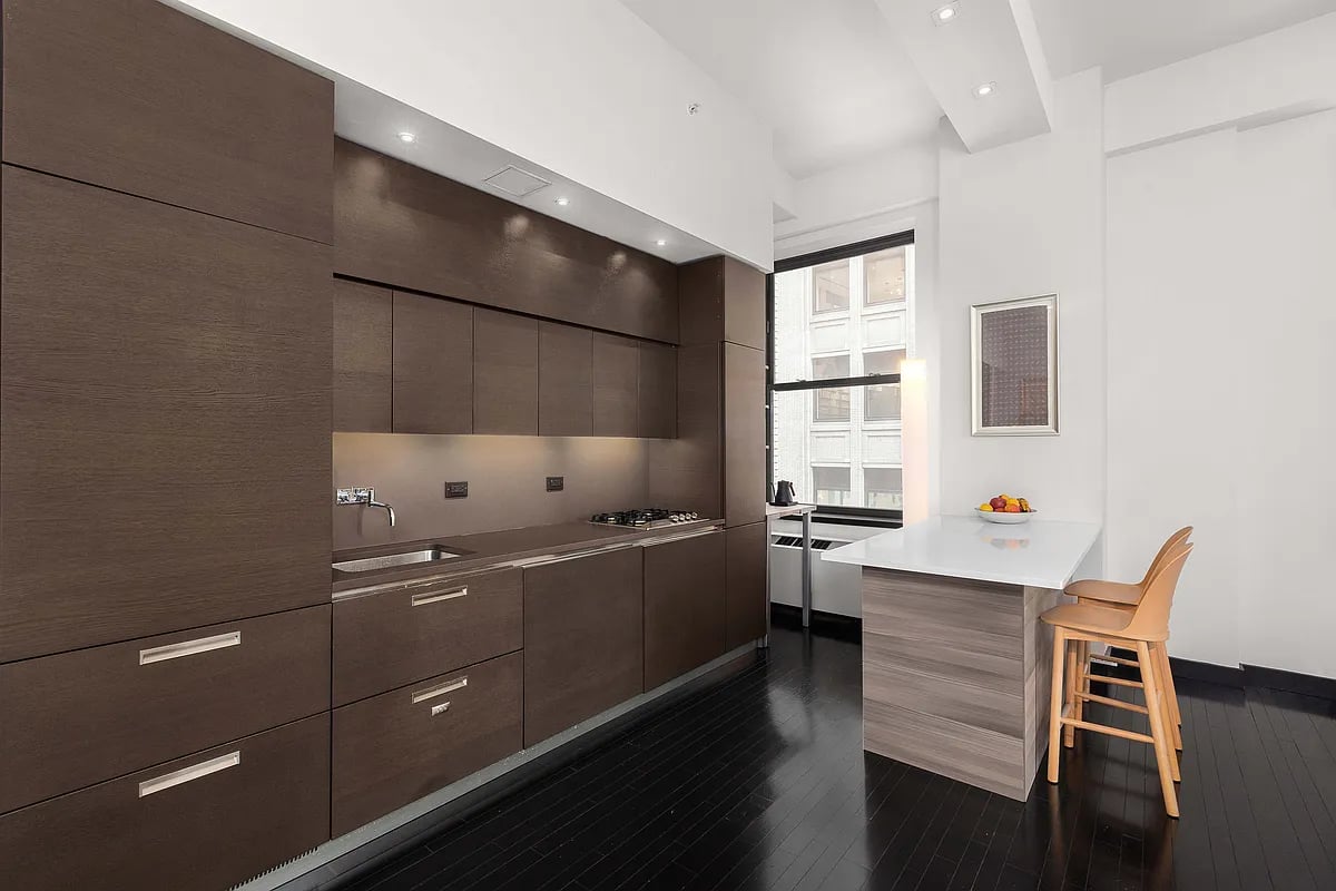 20 Pine Street #1013