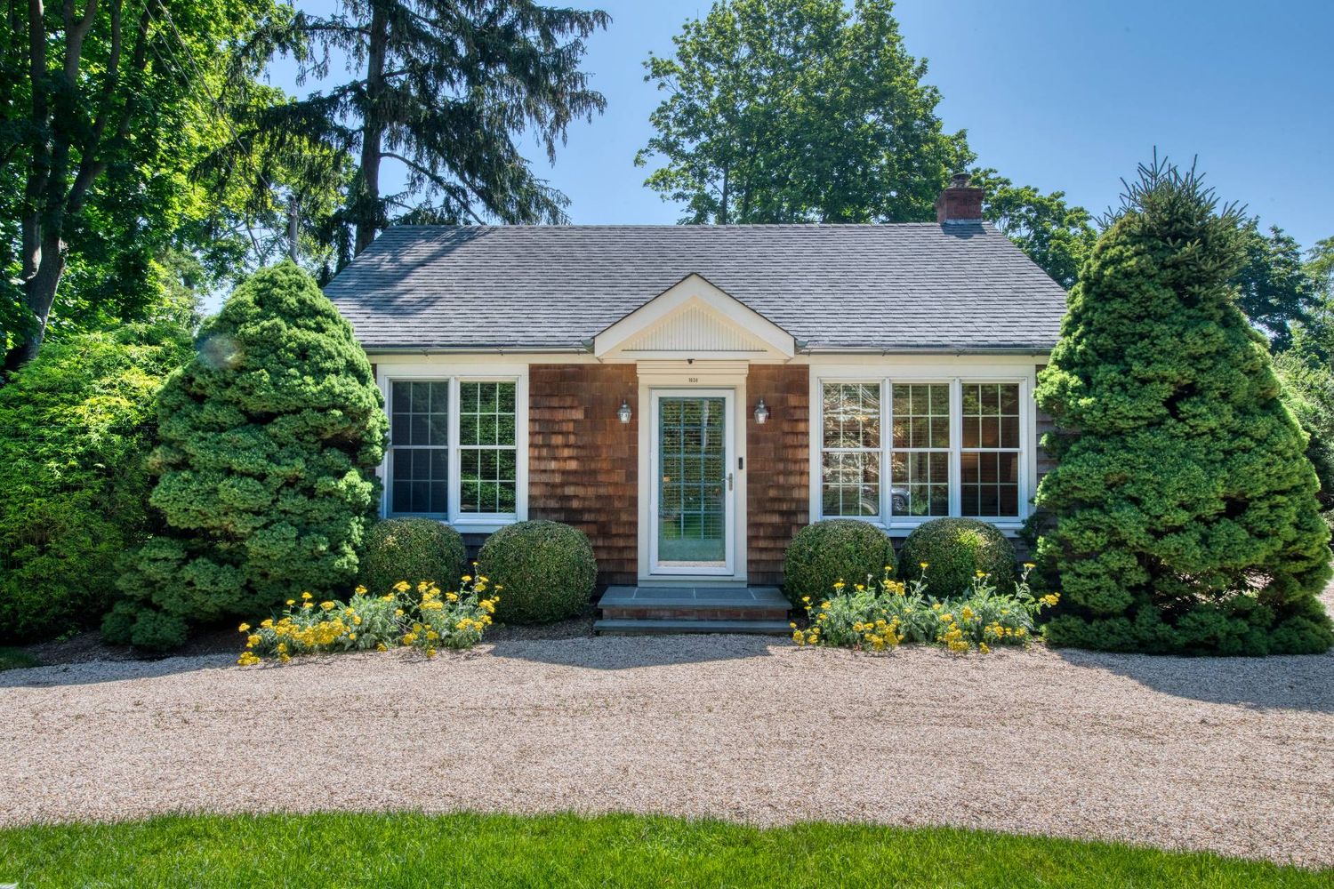 Sag Harbor Starter Cottage with Room to Grow