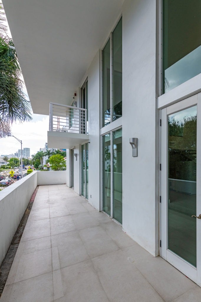 Luxe Alliage South Beach Rental Just Listed