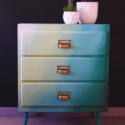How to Paint Ombre with Chalk Paint by Annie Sloan