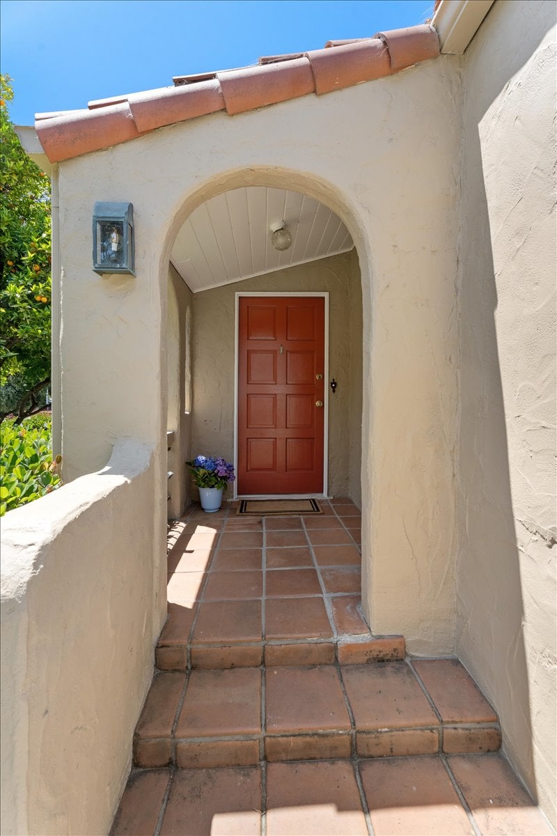 "Island living" in Studio City