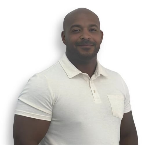 Axel Cortijo White Plains, NY Real Estate Agent Headshot
