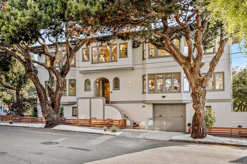 785 3rd Avenue · Photo 92