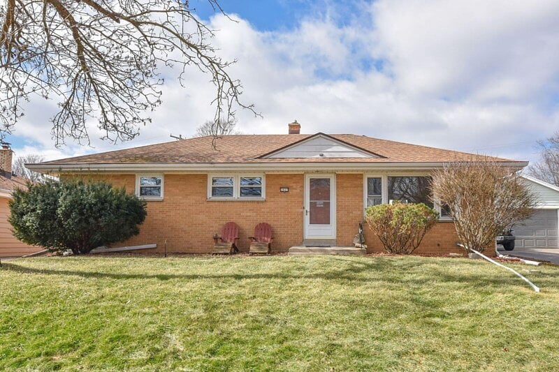 Timeless 3 Bedroom 2 Bath Ranch 