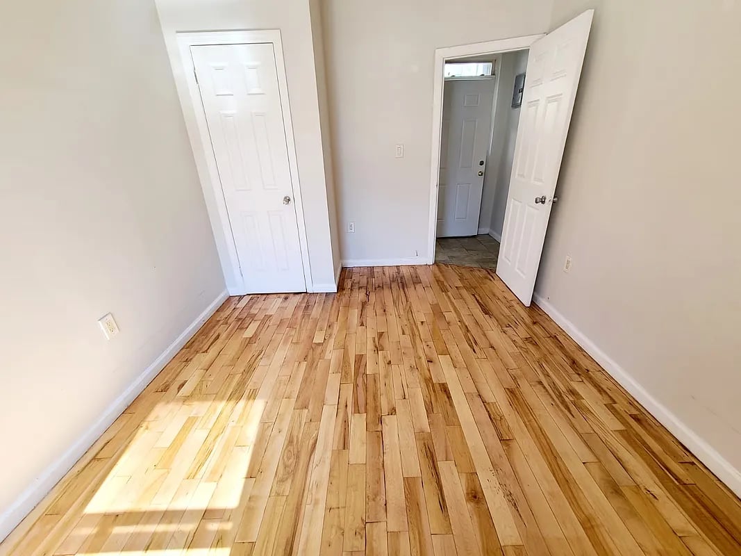 2106 Arthur Avenue #1