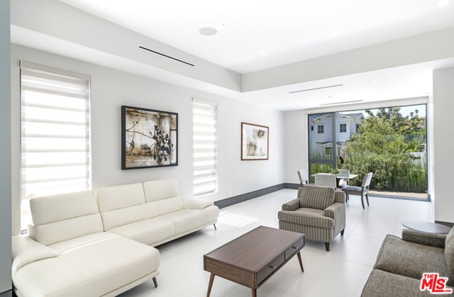 2122 Castle Heights Ave