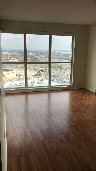 70 Town Centre Court 2402