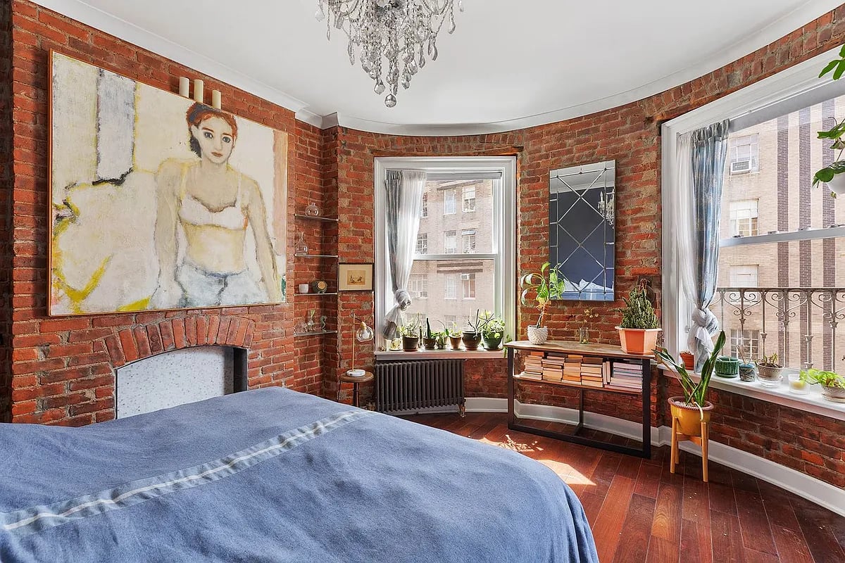 7 W 92nd St #64