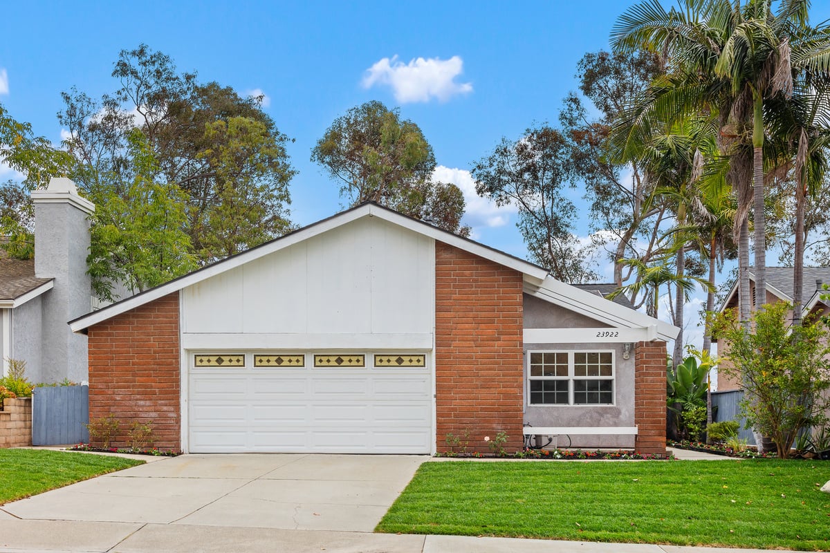 23922 Copenhagen St, Mission Viejo, CA 92691