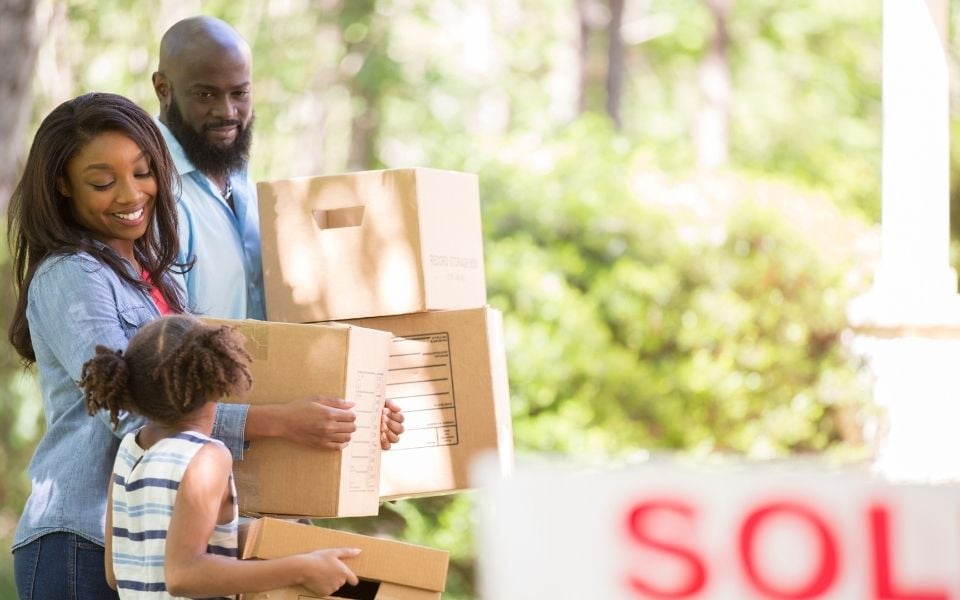 How to Buy a Home & Sell Your Current One at the Same Time