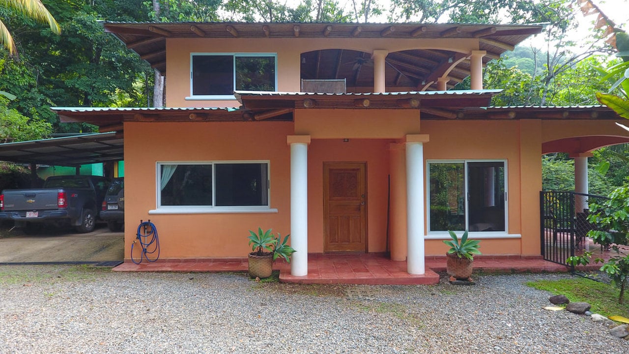 Whale’s Tail Ocean View Estate with Extra Lot in Uvita