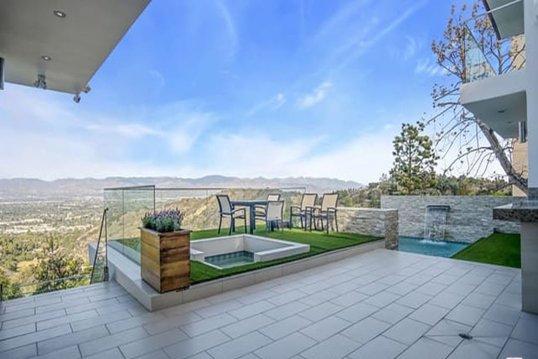 Lodge Villa
