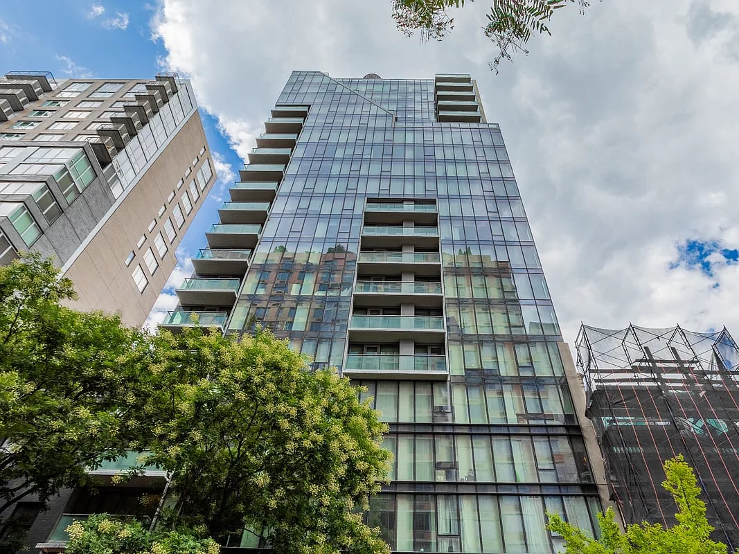 Theater House at 237 East 34th Street