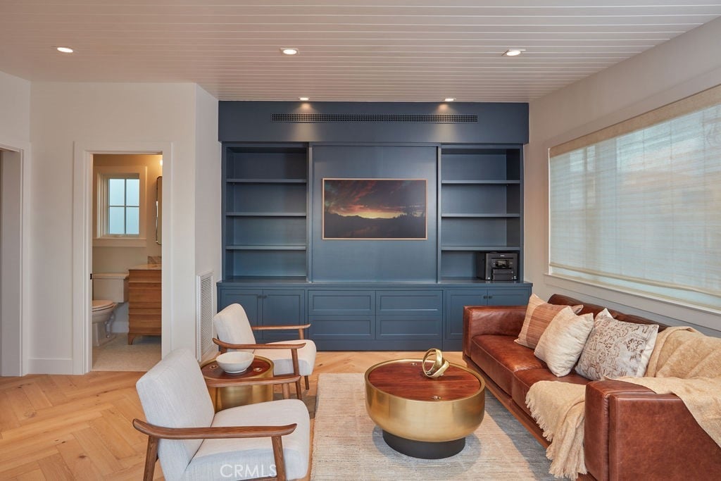 3112 Hermosa Ave