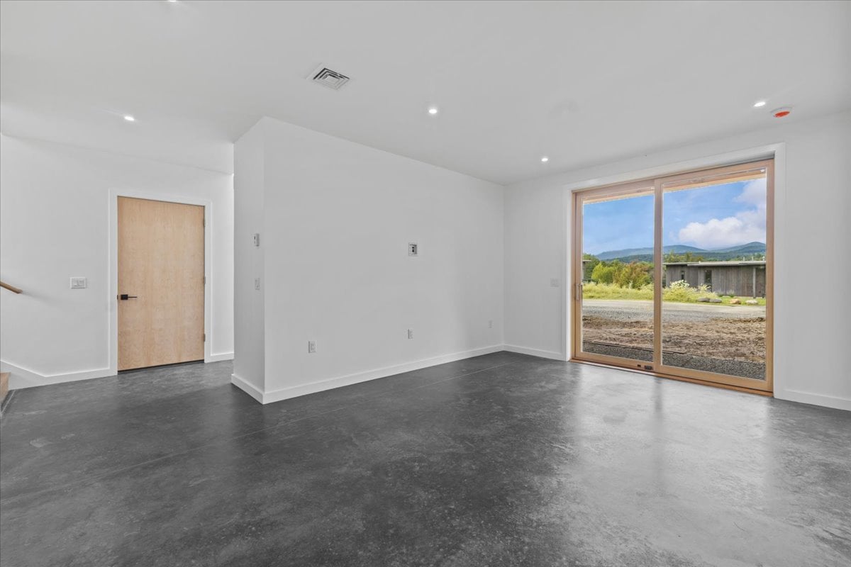 Welcome to Moscow Meadows