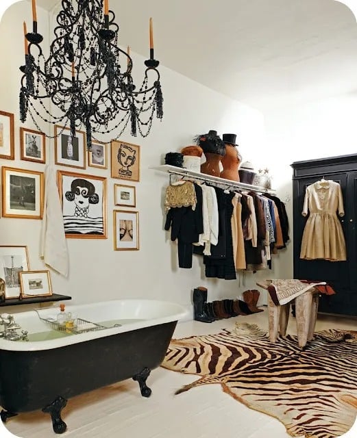 Chandelier Love