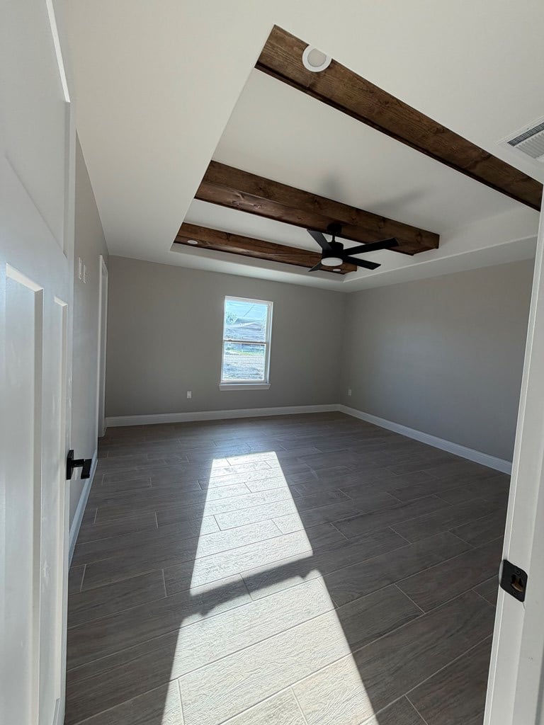 3204 Calle Teresa